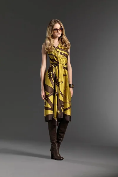 Look 30
